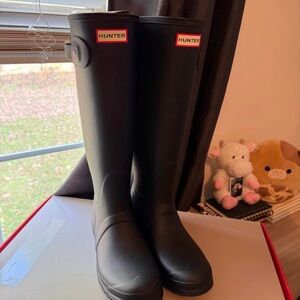 NIB Hunter Women's Black Rain Boots